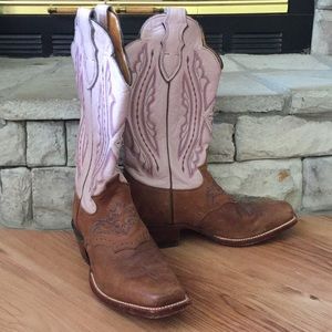Justin’s Women boot size 8